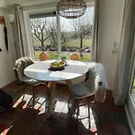 Bed and breakfast Slapen Op Het Platteland 3*